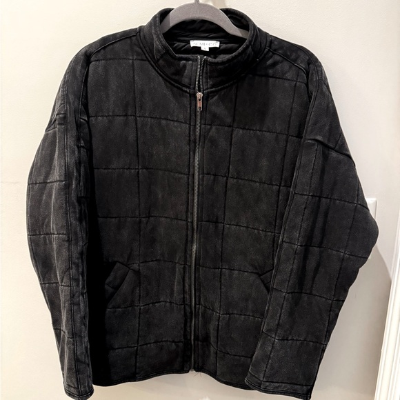 Women’s Quilted Oversized Jacket (faded black) - Picture 1 of 3